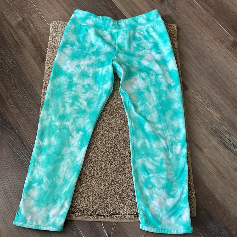 Champion workout green capri leggings L (10-12)
